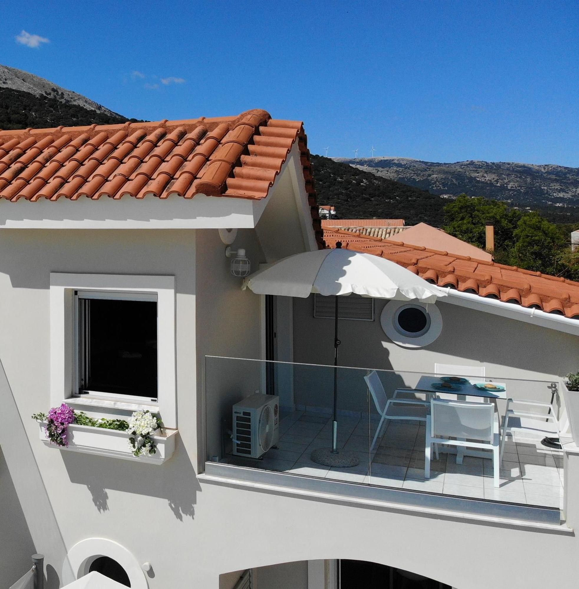 Sunrise Bay Apts Agia Efimia Pokoj fotografie
